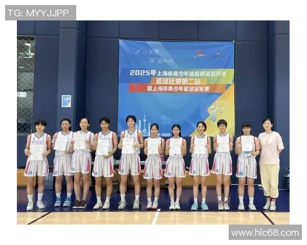 上海篮球队团队协作的创新与变革引发热议探讨篮球新未来 上海篮球队团队协作的创新与变革引发热议探讨篮球新未来